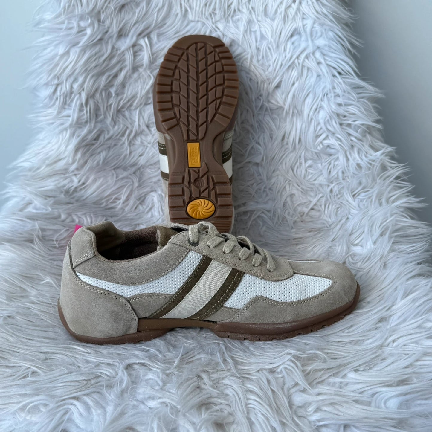 Ledersneakers im lässigen Stil von Camel Active